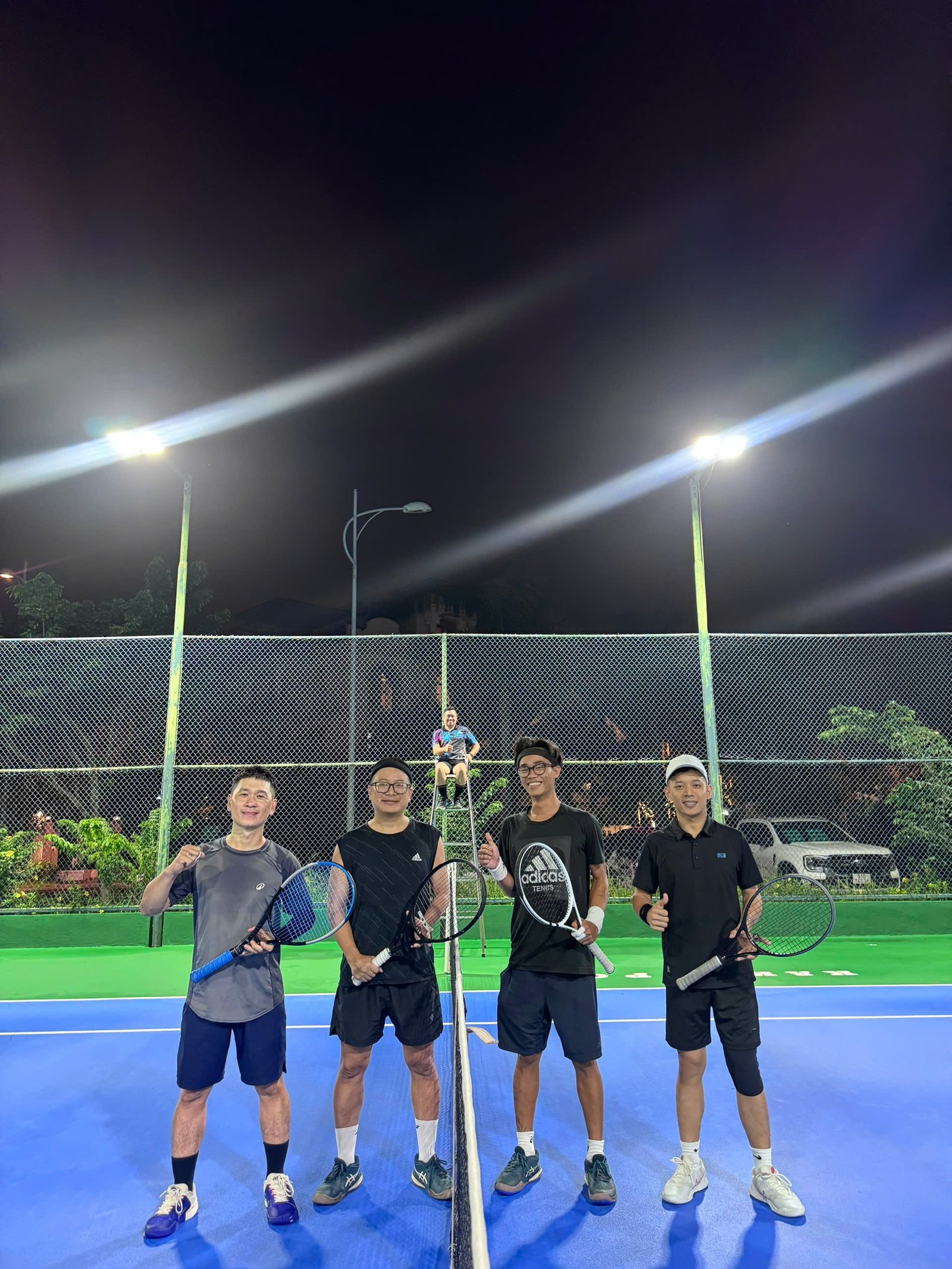 Tennis with bros 
#tenniseurovilla2
#tennislovers
#tennisdanang
#tennishoaxuan